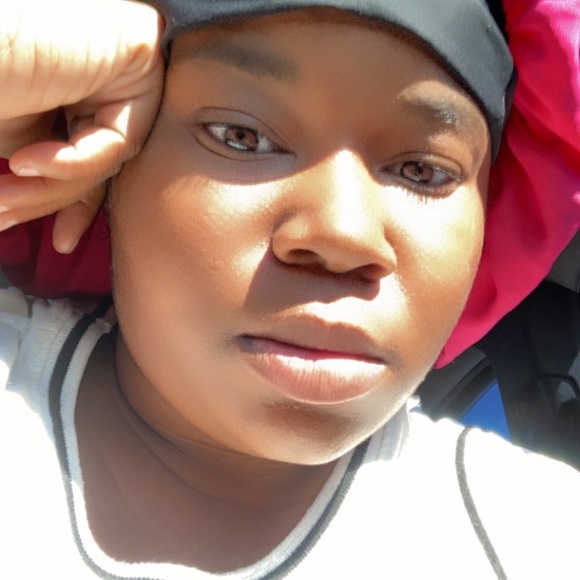 Meet your Posher, Haley - Picture 1 of 1